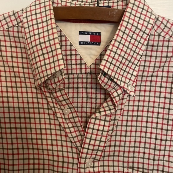 Large button up Tommy Hilfiger men’s shirt red green white plaid - Picture 4 of 6